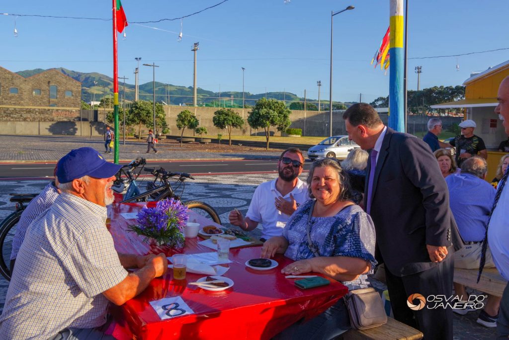 294648075_10210101248565340_2406539766220544637_n