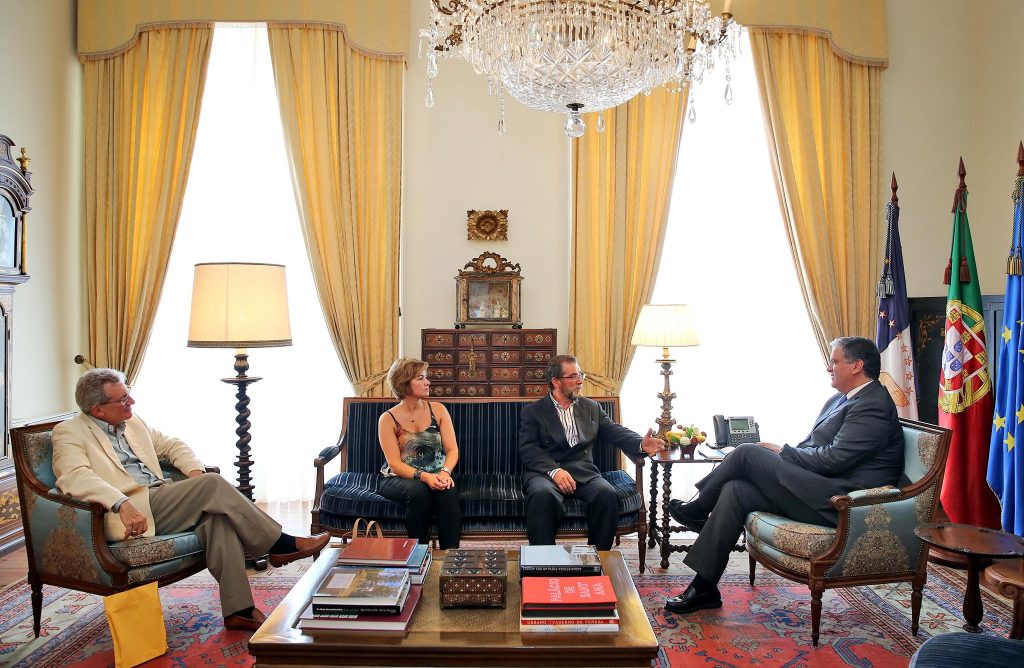 311718296_1863725423981026_7041314034913016409_n